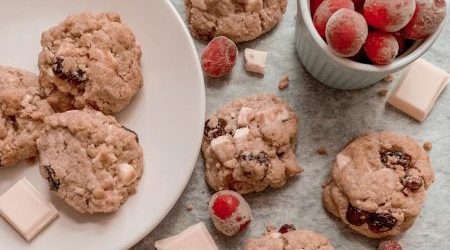 Wholesome Cranberry White Chocolate Cookies · All Issues Christmas