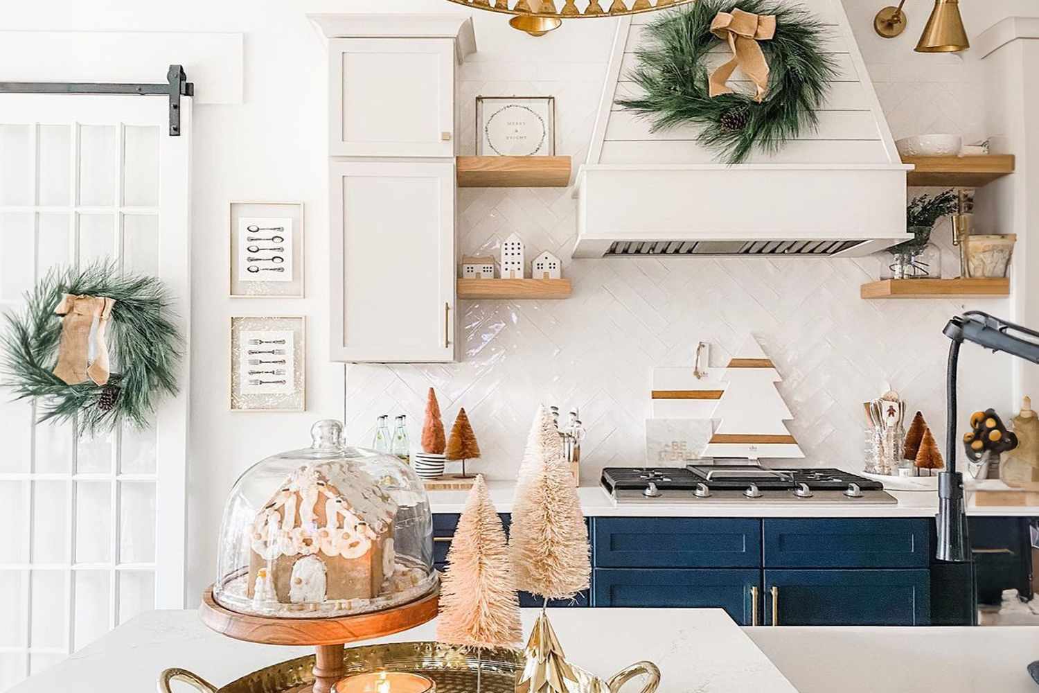 38 Christmas Kitchen Decor Concepts For Additional Vacation Cheer Whereas Cooking